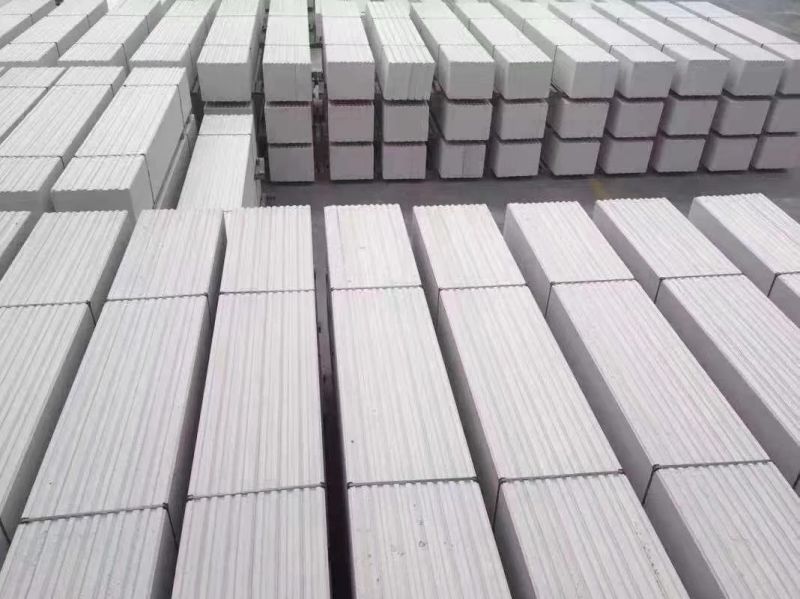 alc成品区堆放.jpg